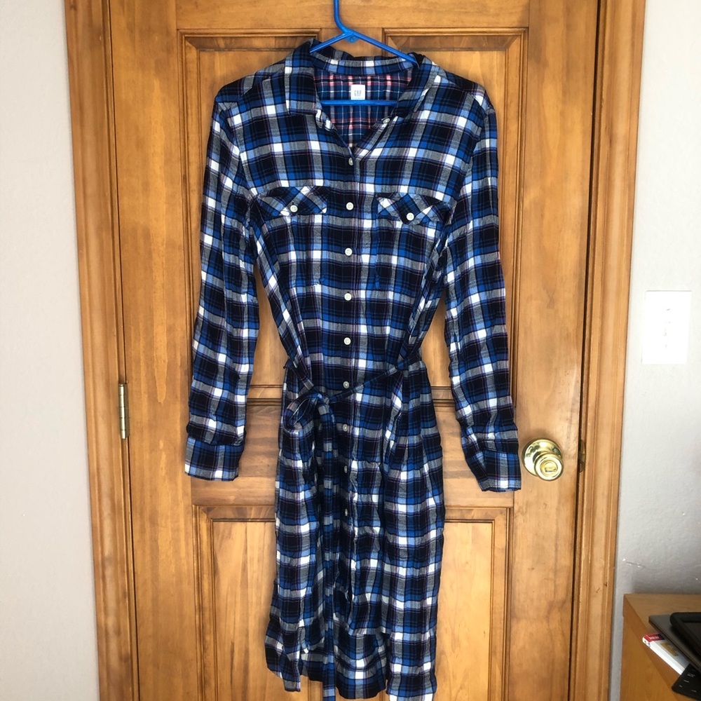 Plaid shirt dress w pockets!